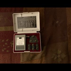 Travel voltage adapter